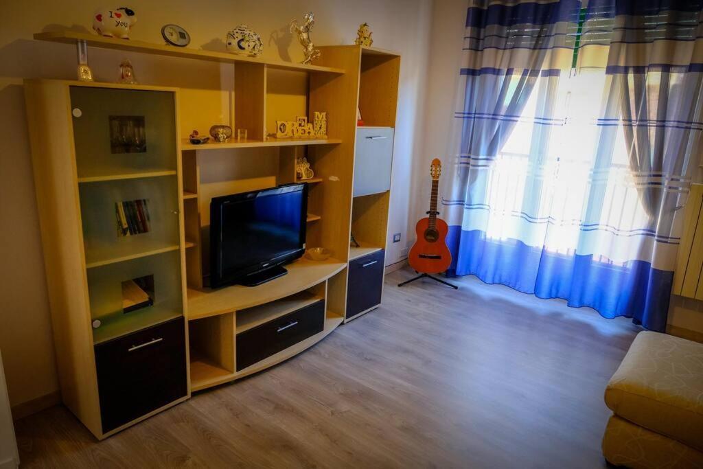 אלסנדריה Appartamento Con Tre Camere - Zona Centrale מראה חיצוני תמונה